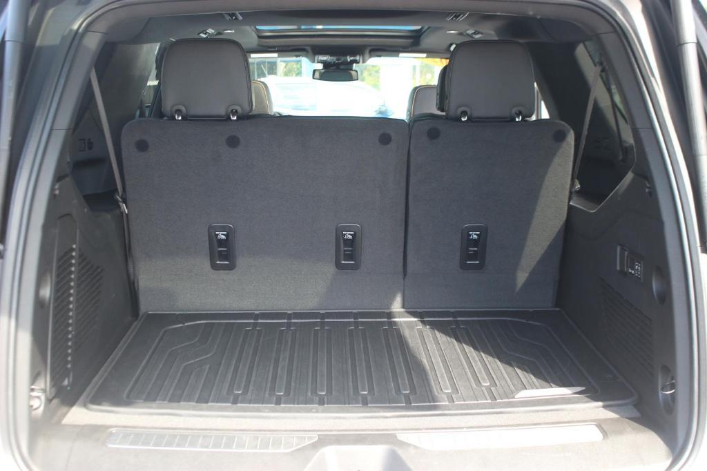 used 2024 GMC Yukon XL car, priced at $70,000