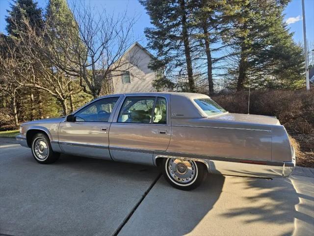 used 1996 Cadillac Fleetwood car, priced at $23,995