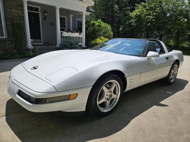 used 1994 Chevrolet Corvette car, priced at $15,995