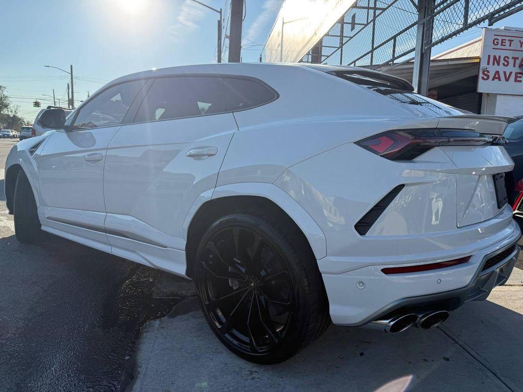 used 2020 Lamborghini Urus car