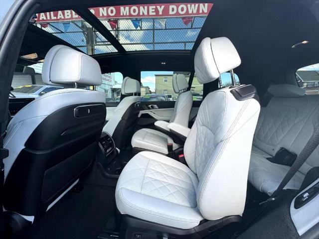 used 2024 BMW X7 car, priced at $89,999