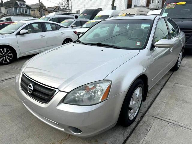 used 2002 Nissan Altima car, priced at $4,995