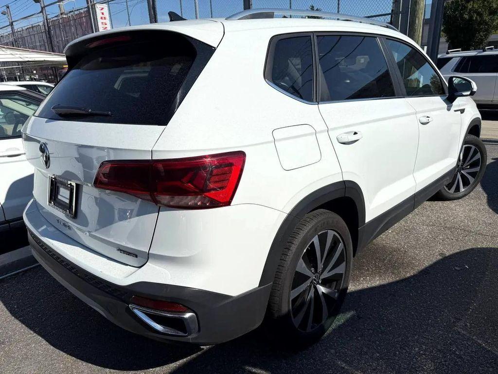 used 2023 Volkswagen Taos car
