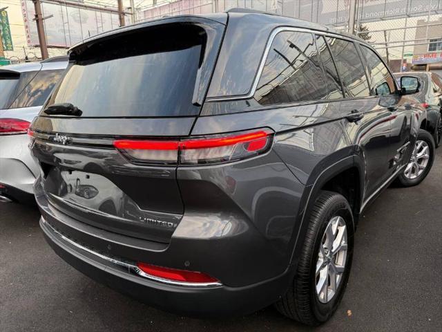 used 2022 Jeep Grand Cherokee car, priced at $31,999