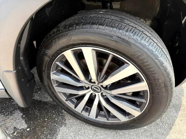 used 2022 Nissan Pathfinder car, priced at $38,999