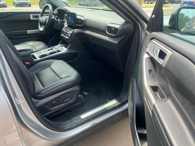 used 2023 Ford Explorer car, priced at $32,916