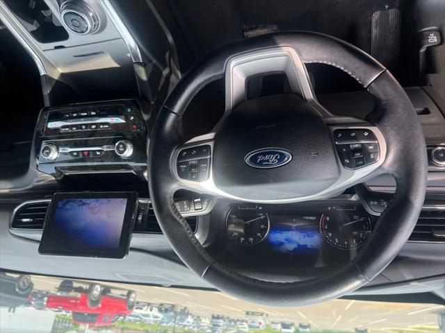 used 2023 Ford Explorer car, priced at $32,916