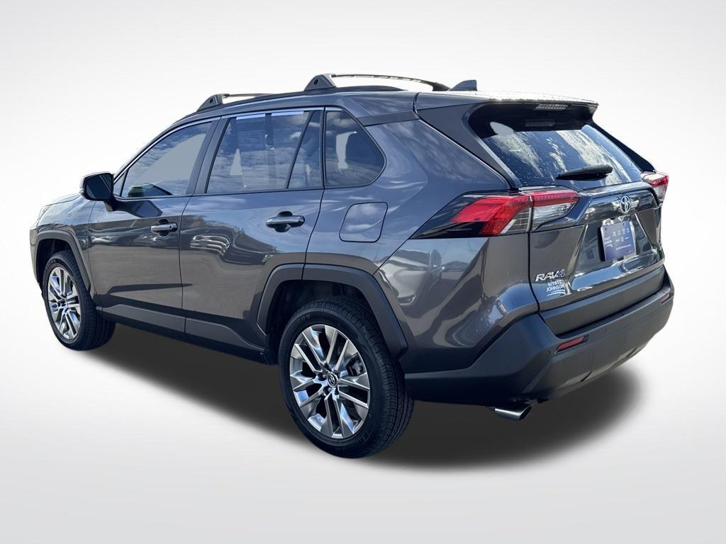 used 2019 Toyota RAV4 car, priced at $16,984