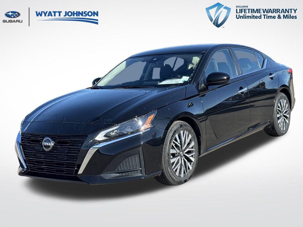 used 2023 Nissan Altima car, priced at $18,309