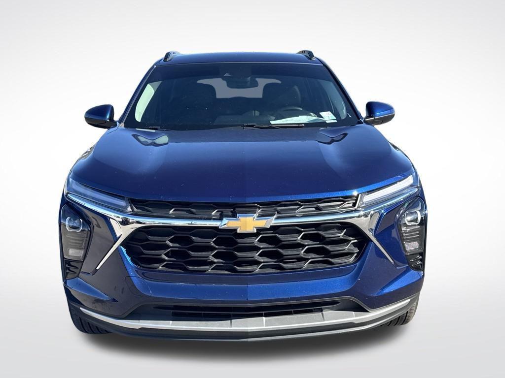 used 2024 Chevrolet Trax car, priced at $20,487