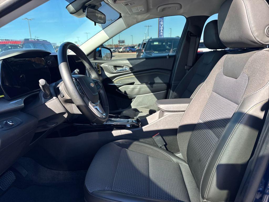 used 2024 Chevrolet Trax car, priced at $20,487