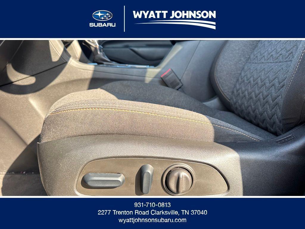 used 2023 Chevrolet Equinox car, priced at $19,536