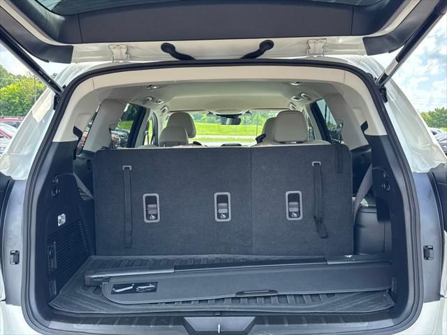 used 2024 Subaru Ascent car, priced at $39,998