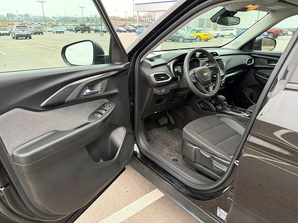 used 2022 Chevrolet TrailBlazer car, priced at $15,757