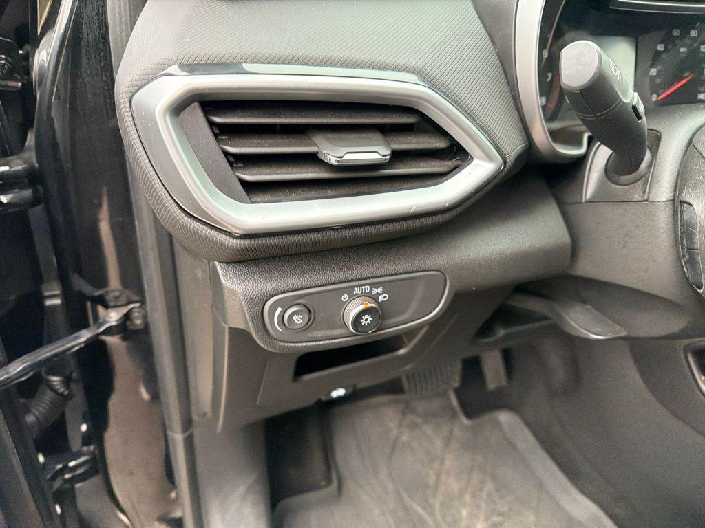 used 2022 Chevrolet TrailBlazer car, priced at $15,757