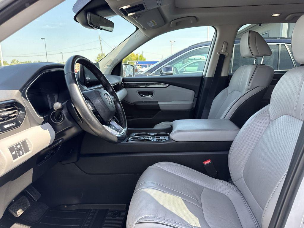 used 2023 Honda Pilot car, priced at $40,988