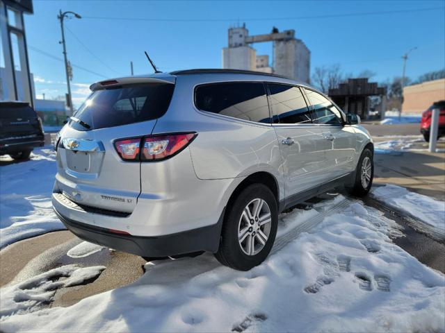 used 2015 Chevrolet Traverse car, priced at $11,995