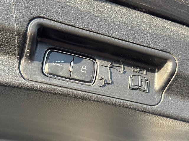 used 2025 Ford Explorer car, priced at $38,990