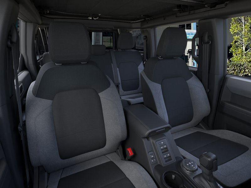 new 2025 Ford Bronco car, priced at $45,305