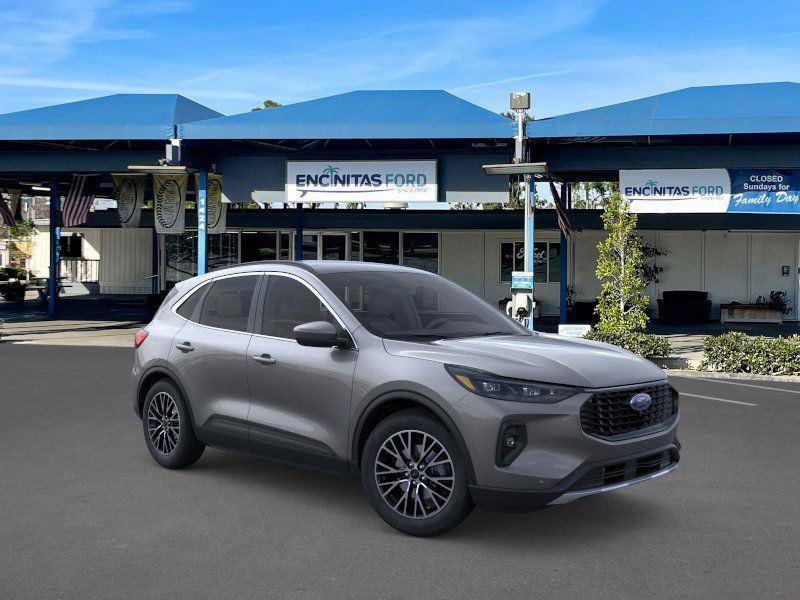 new 2025 Ford Escape PHEV car, priced at $38,020