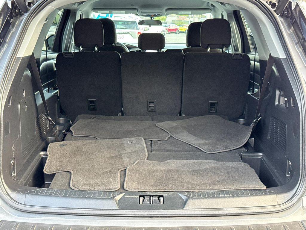 used 2023 Ford Explorer car, priced at $30,998