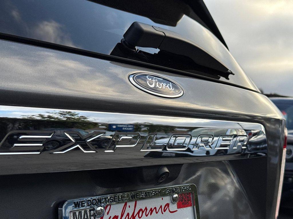 used 2023 Ford Explorer car, priced at $30,998