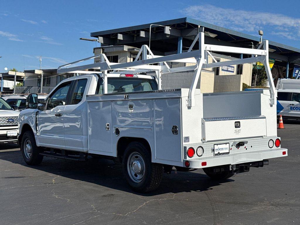 new 2025 Ford F-250 car, priced at $47,720