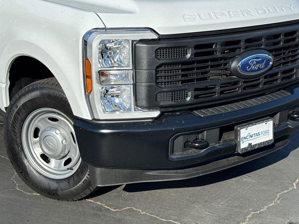 new 2025 Ford F-250 car, priced at $47,720