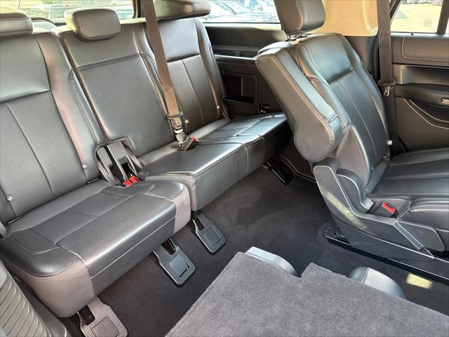 used 2023 Ford Expedition car, priced at $44,980