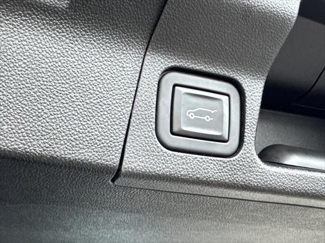 used 2023 GMC Acadia car, priced at $27,538