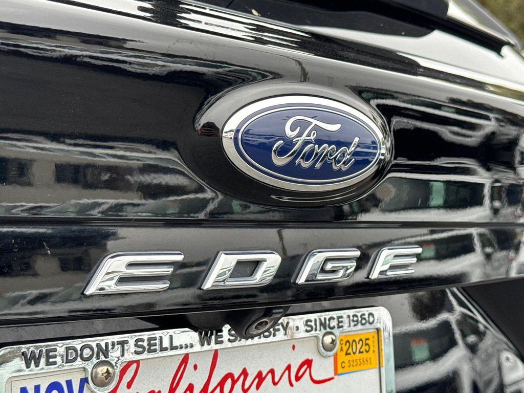 used 2022 Ford Edge car, priced at $17,488