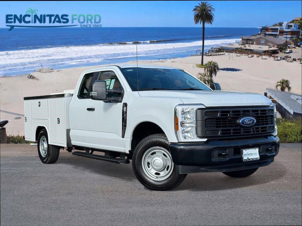 new 2025 Ford F-250 car, priced at $47,720