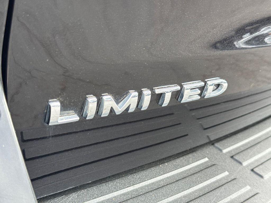 used 2024 Ford Expedition car, priced at $48,780