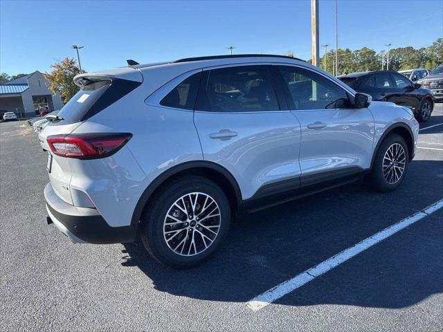 new 2025 Ford Escape PHEV car, priced at $43,030