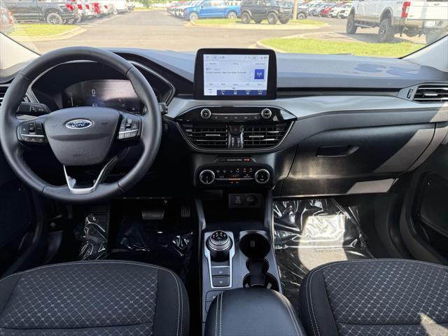 used 2023 Ford Escape car, priced at $25,868