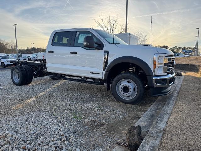 new 2024 Ford F-450 car, priced at $68,045