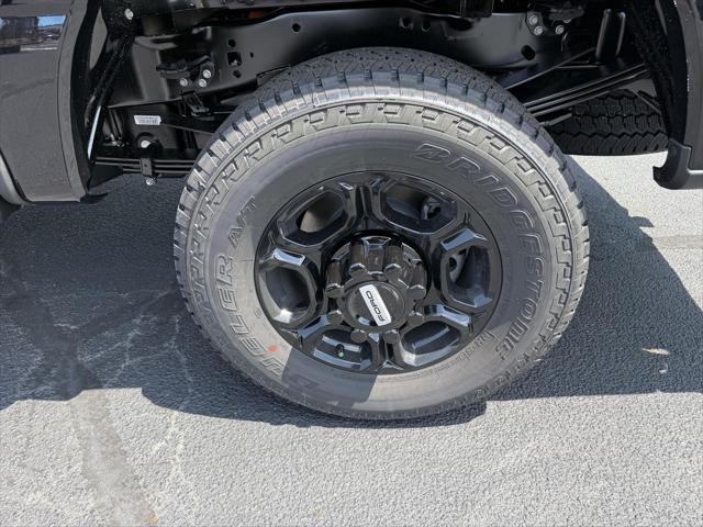 new 2025 Ford F-250 car, priced at $70,100