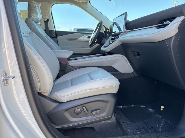 new 2025 Ford Explorer car, priced at $46,923