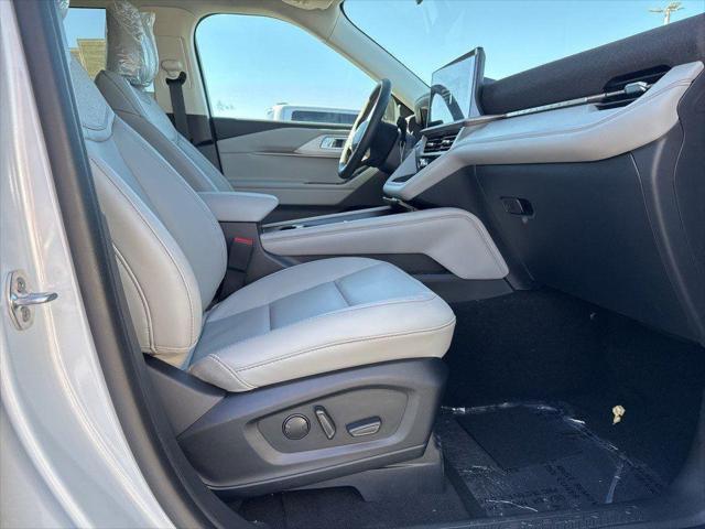 new 2025 Ford Explorer car, priced at $39,476