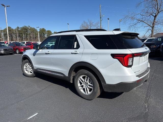 new 2025 Ford Explorer car, priced at $46,923