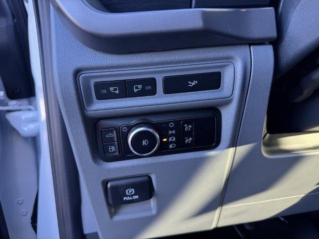 new 2024 Ford F-150 car, priced at $52,406