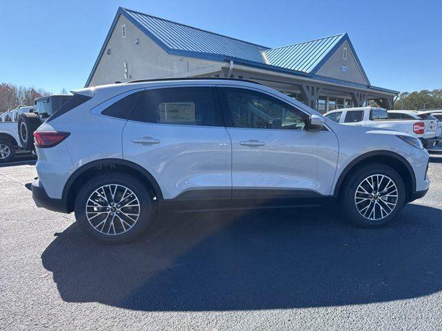 new 2025 Ford Escape car, priced at $38,385