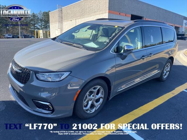 used 2022 Chrysler Pacifica car, priced at $26,682