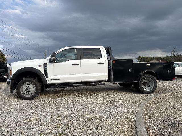 new 2025 Ford F-450 car, priced at $78,638