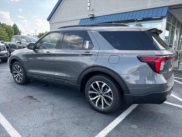 new 2025 Ford Explorer car, priced at $42,995