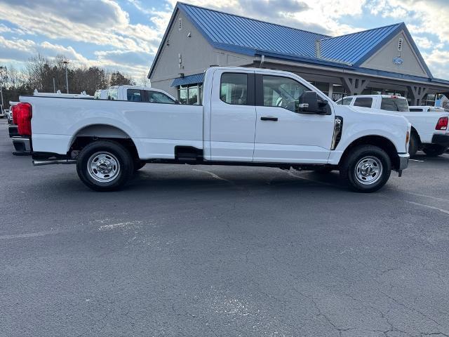 new 2025 Ford F-250 car, priced at $52,573