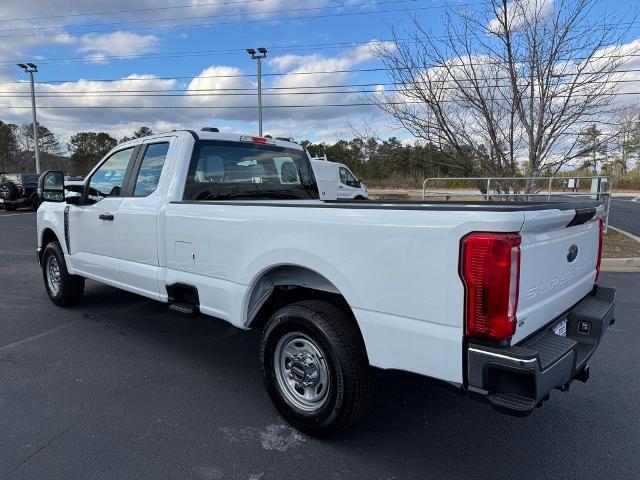 new 2025 Ford F-250 car, priced at $52,573