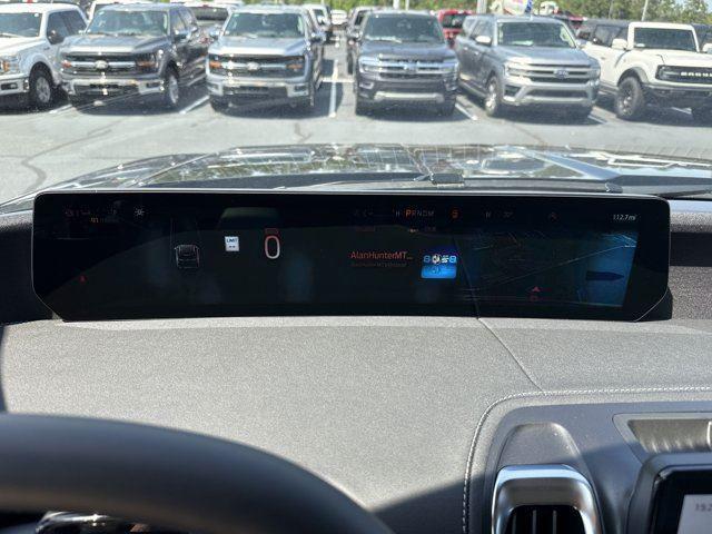new 2025 Ford Expedition car, priced at $89,995