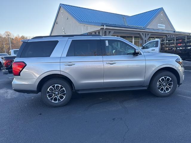 new 2024 Ford Expedition car, priced at $57,913