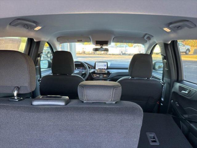 new 2025 Ford Escape car, priced at $27,598